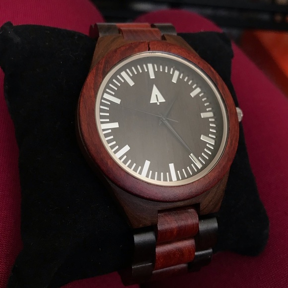 Treehut Watch - Picture 2 of 4